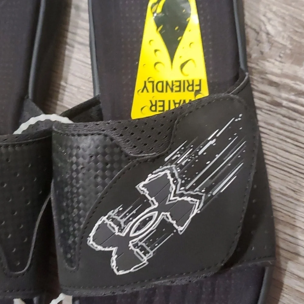Under Armour new without